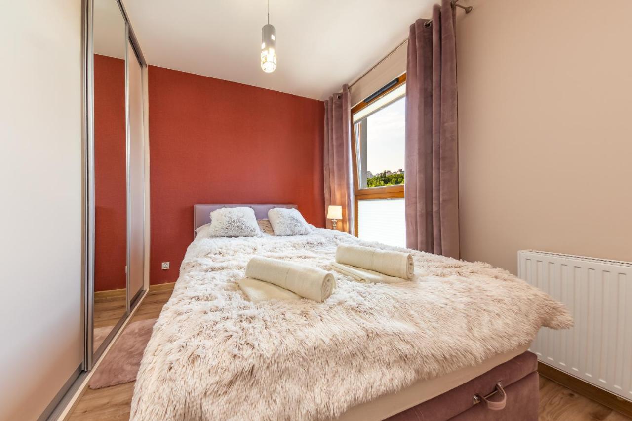 Apartamenty W Gdansku - Zajezdnia Wrzeszcz, Grudziadzka 4B Luaran gambar