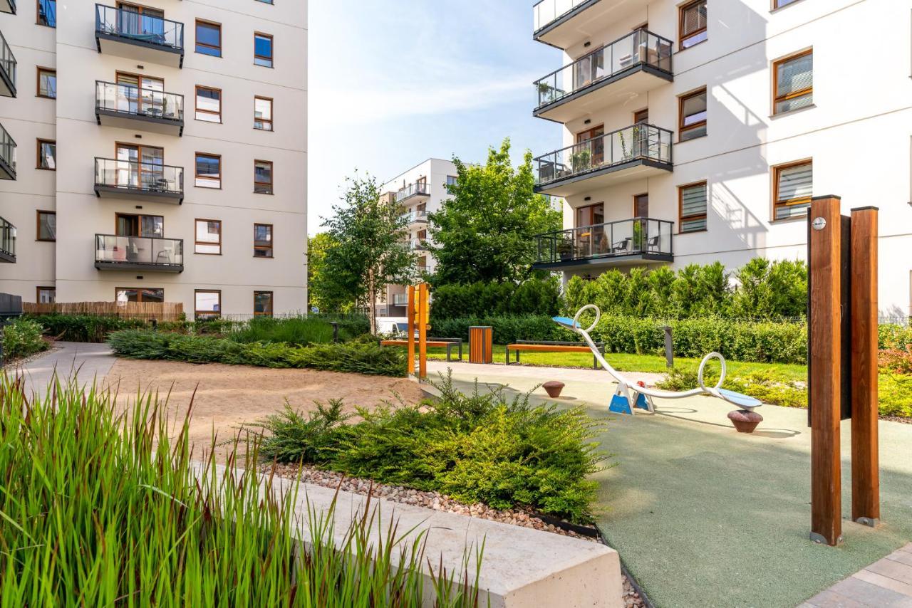 Apartamenty W Gdansku - Zajezdnia Wrzeszcz, Grudziadzka 4B Luaran gambar