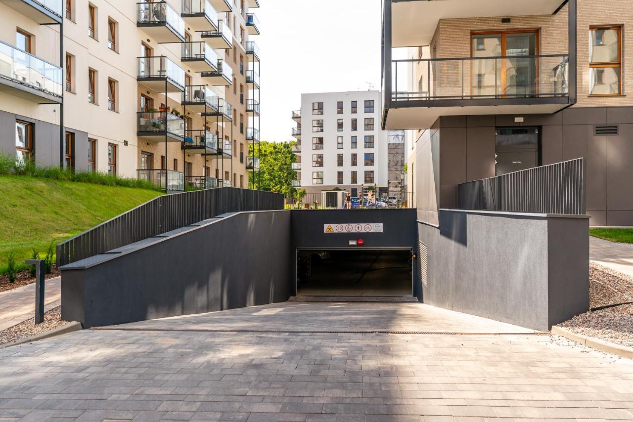 Apartamenty W Gdansku - Zajezdnia Wrzeszcz, Grudziadzka 4B Luaran gambar