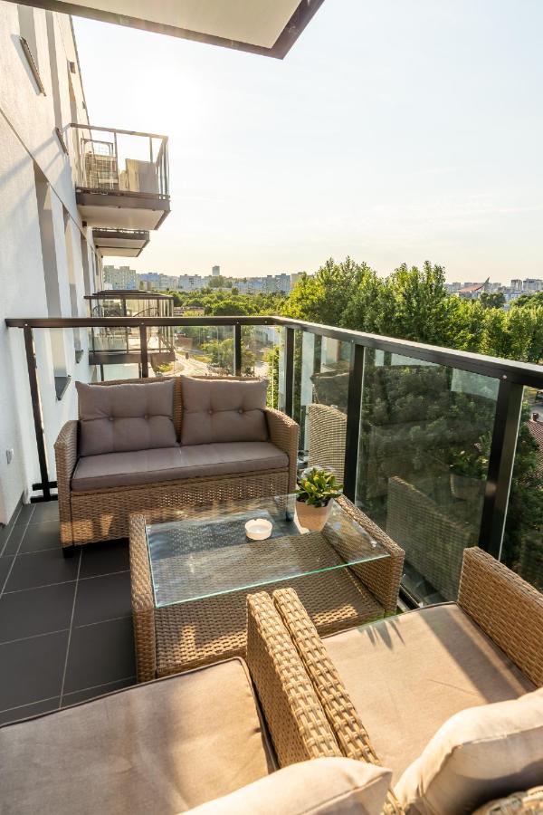 Apartamenty W Gdansku - Zajezdnia Wrzeszcz, Grudziadzka 4B Luaran gambar