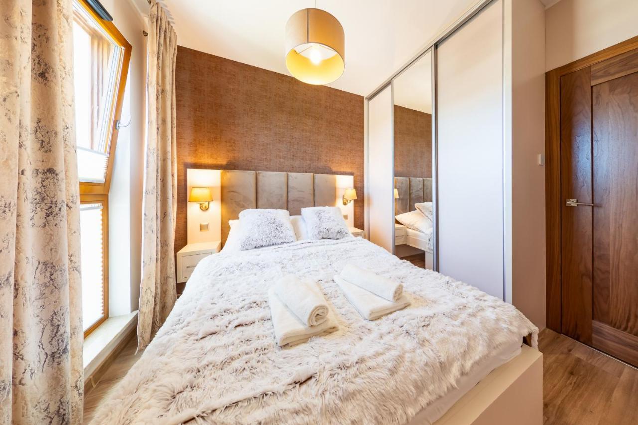 Apartamenty W Gdansku - Zajezdnia Wrzeszcz, Grudziadzka 4B Luaran gambar