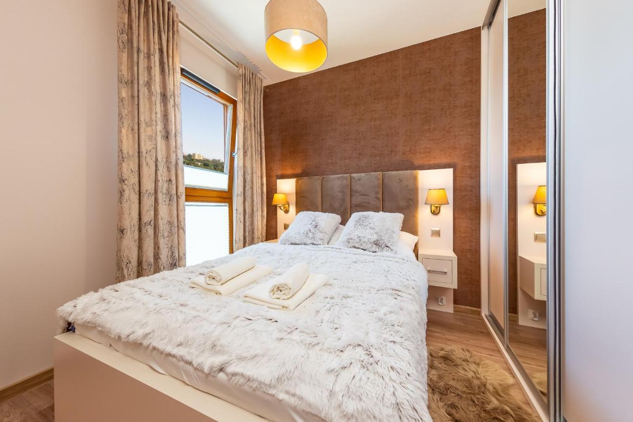 Apartamenty W Gdansku - Zajezdnia Wrzeszcz, Grudziadzka 4B Luaran gambar