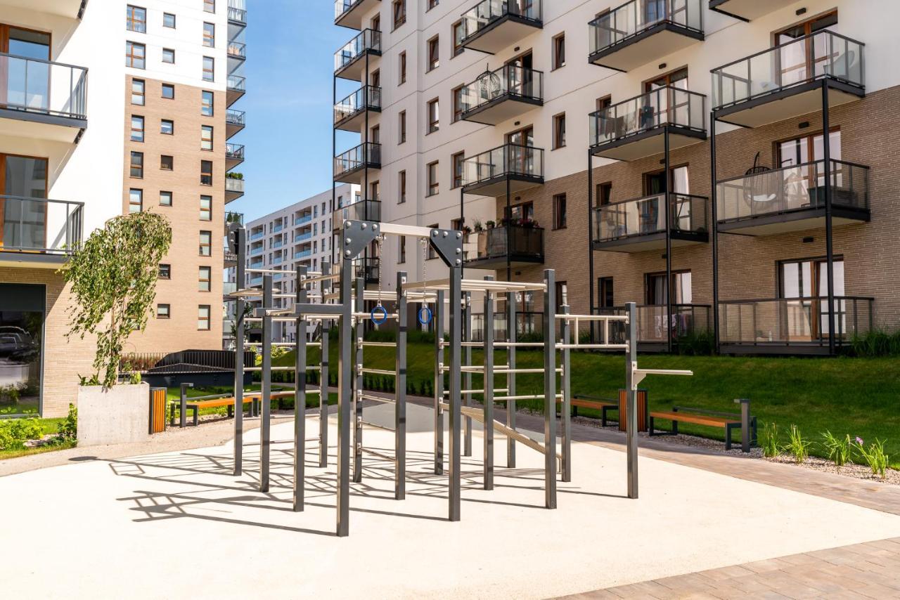 Apartamenty W Gdansku - Zajezdnia Wrzeszcz, Grudziadzka 4B Luaran gambar